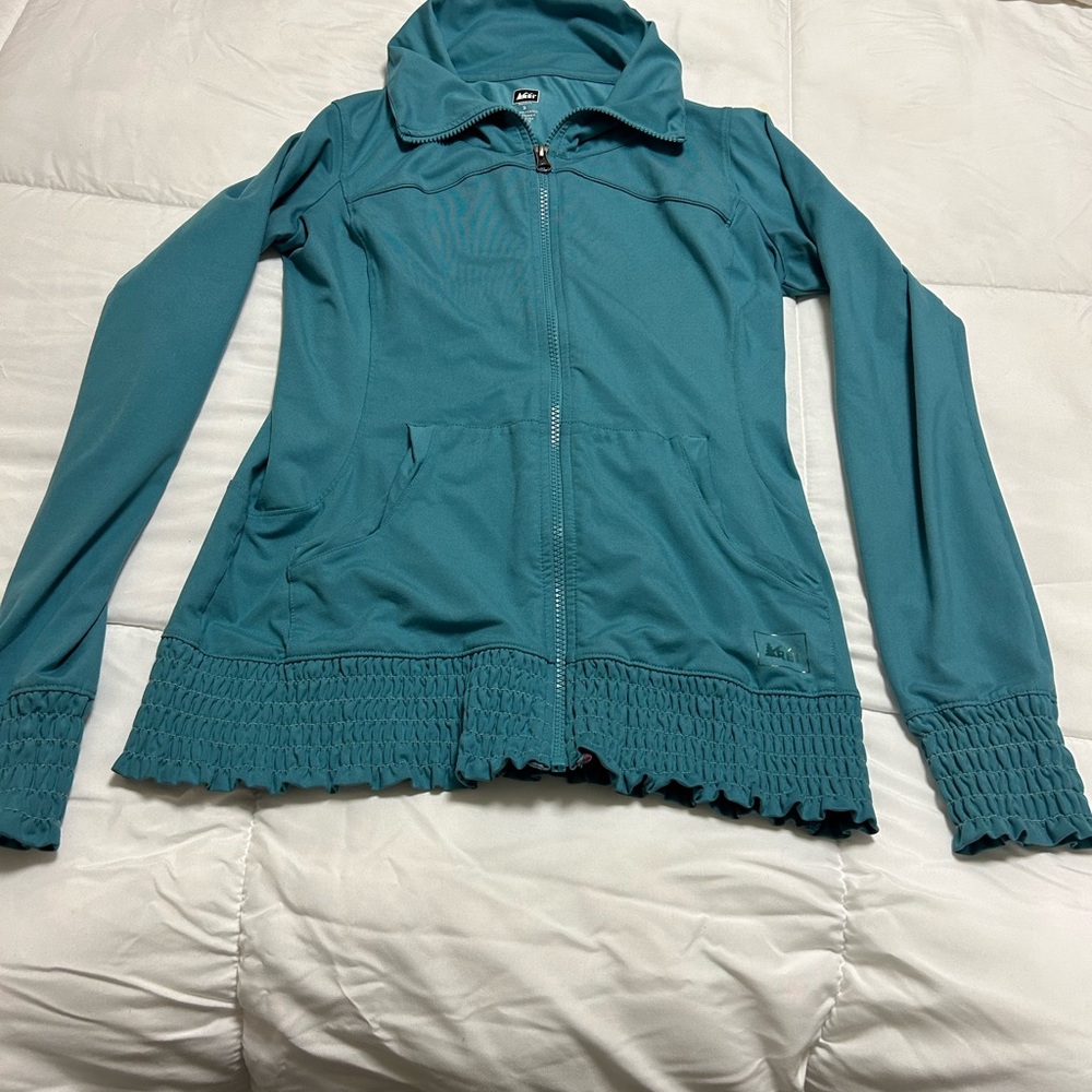 Size S REI zip up jacket blue